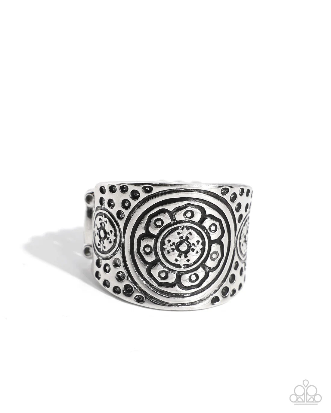 Elegant Engravement - Silver ♥ Ring