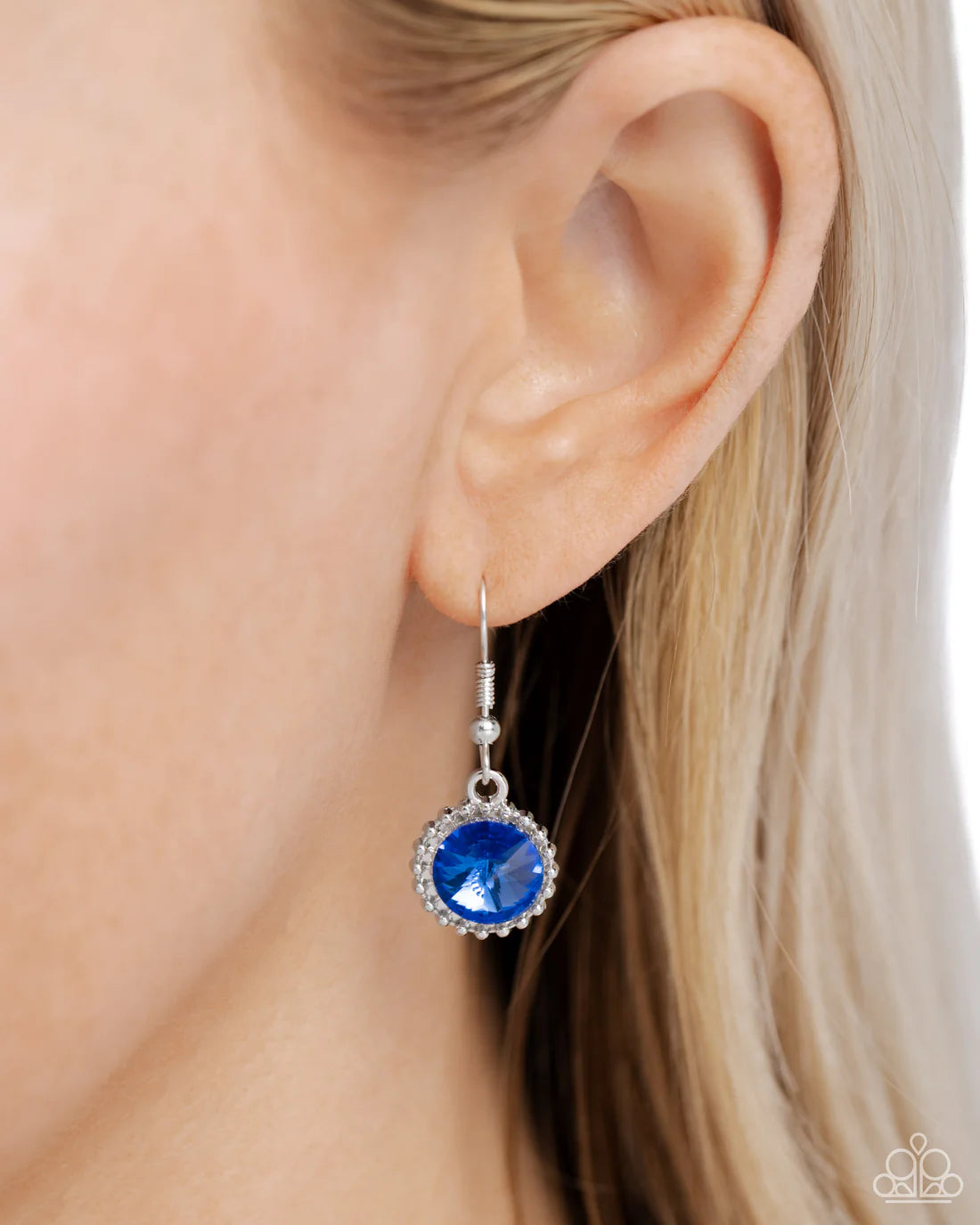 Dripping in Dazzle - Blue ♥ Necklace