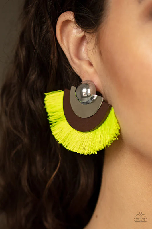 Fan The FLAMBOYANCE - Yellow ♥ Post Earrings