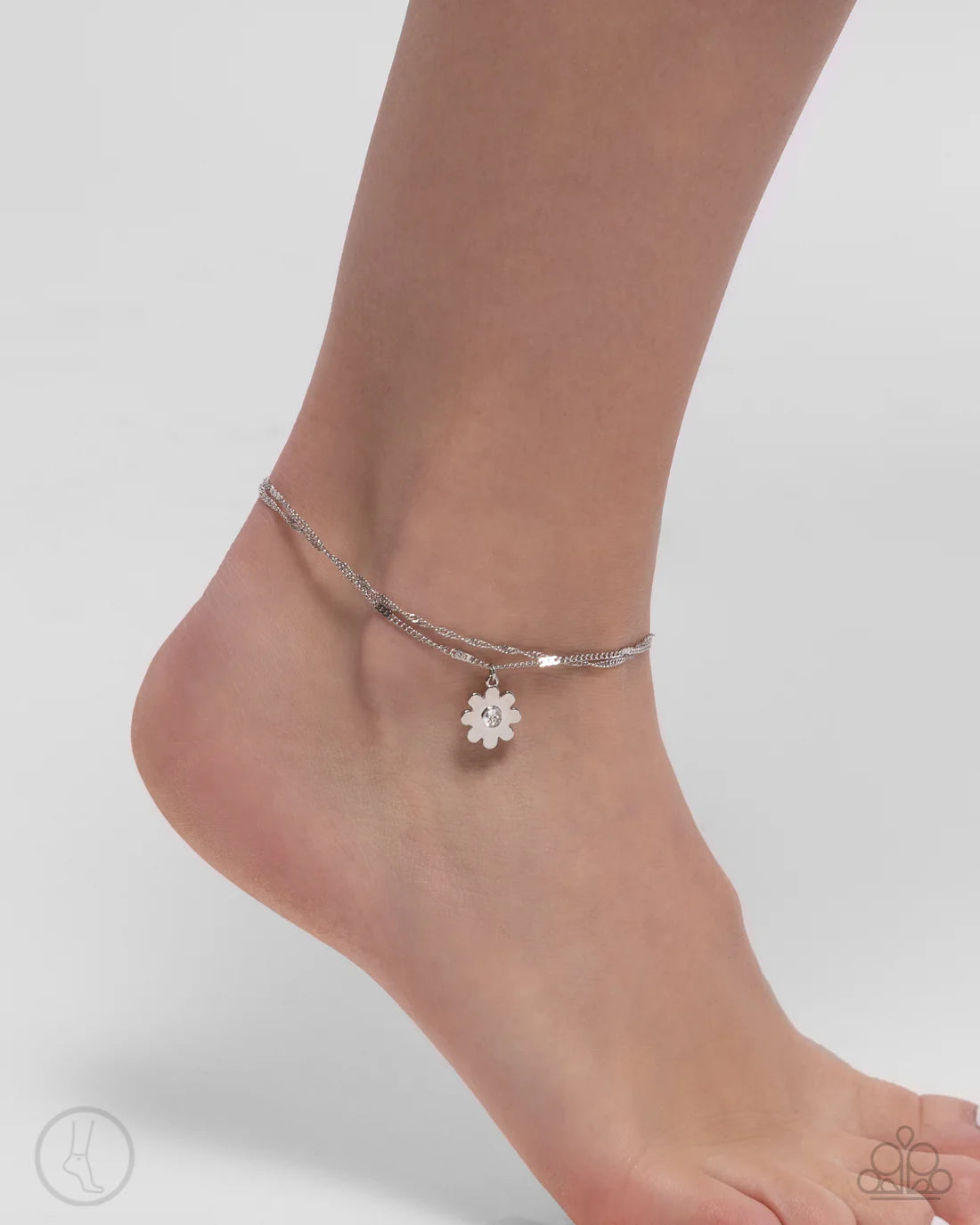 Blossoming Breeze - White ♥ Anklet