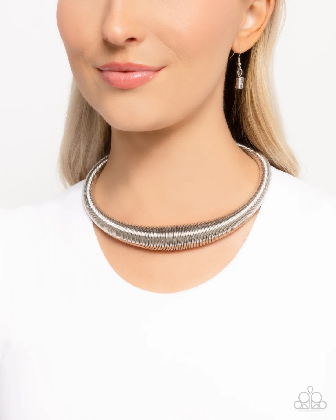 Dramatic Dynasty - Silver ♥ Necklace