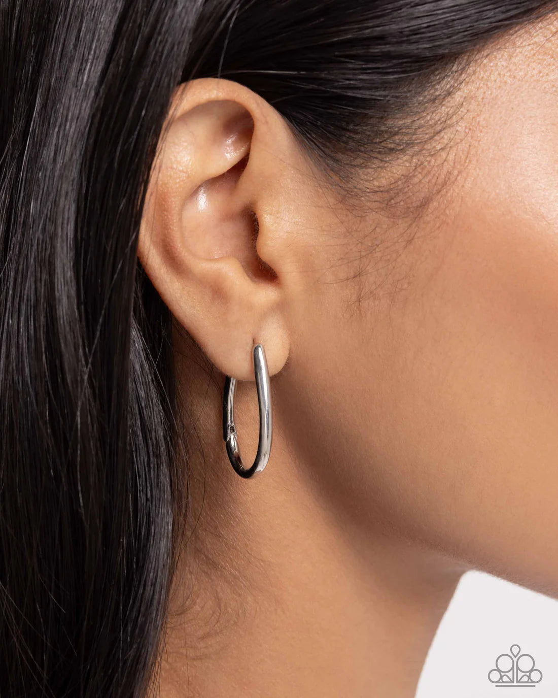 Angelic Avenue - Silver ♥ Earrings
