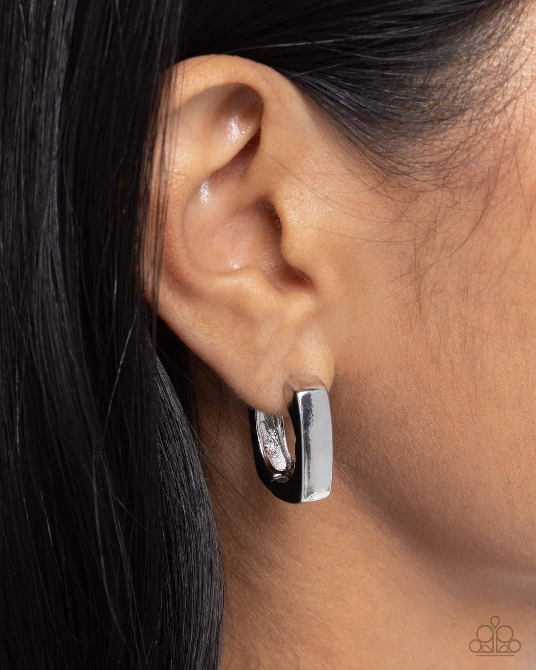 Fortnight Fashion - Silver ♥ Earrings