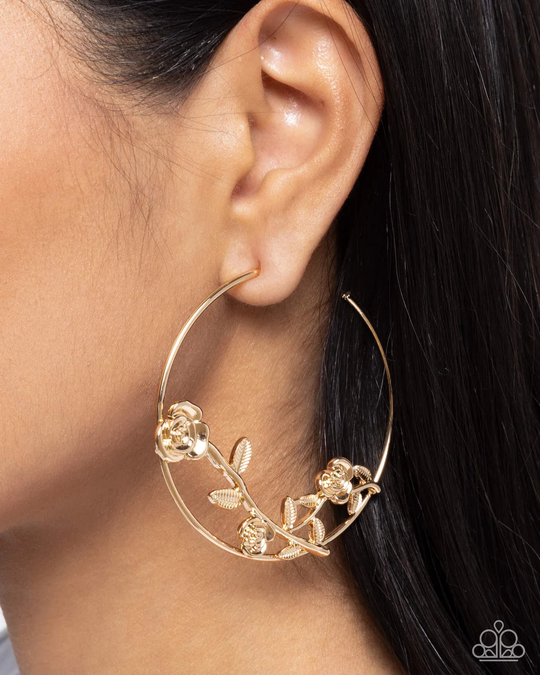 Blooming Benefit - Gold ♥ Earrings