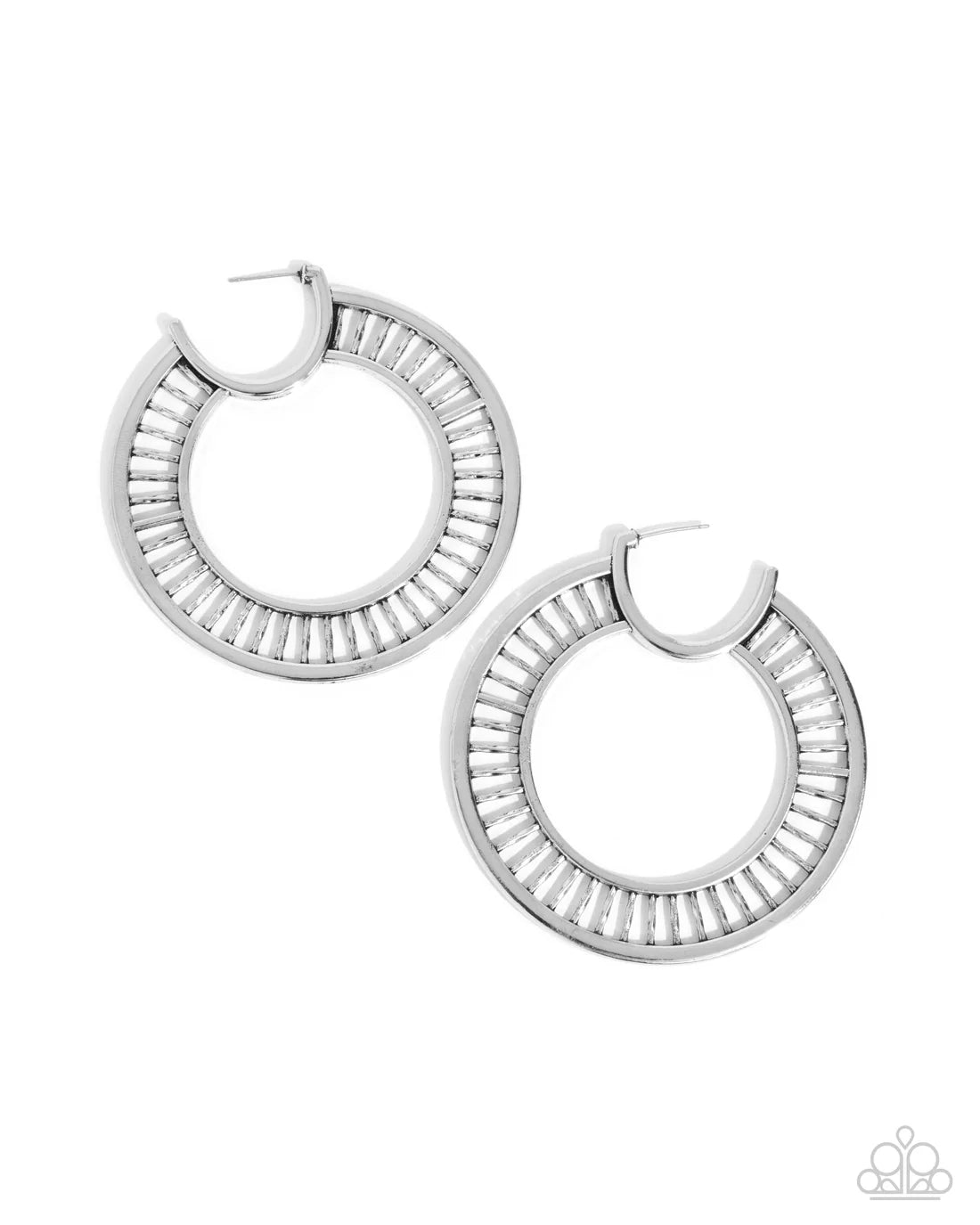 Set the Scene ♥ Earrings