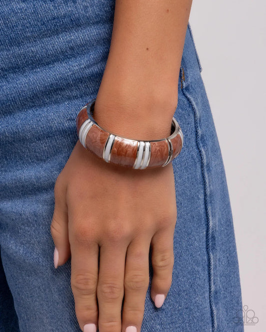 Paparazzi ♥ Pearly Persistence - Brown ♥ Bracelet