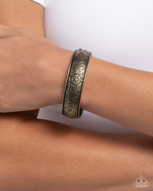 Regency Refresh - Brass ♥ Bracelet