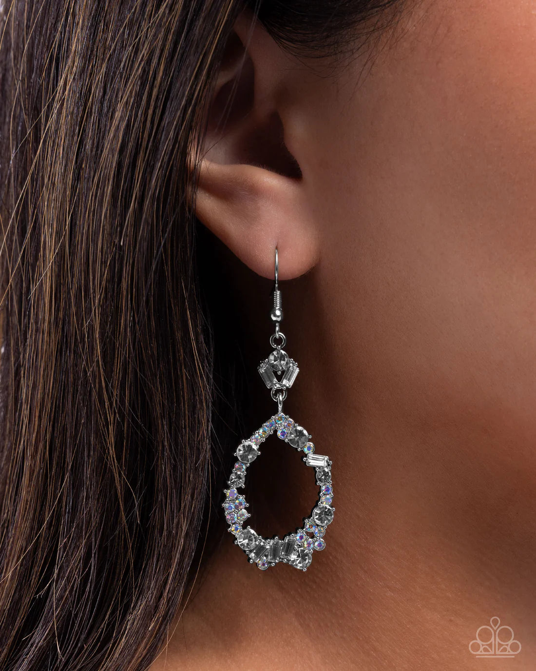 Poppin Pizzazz - White ♥ Earrings