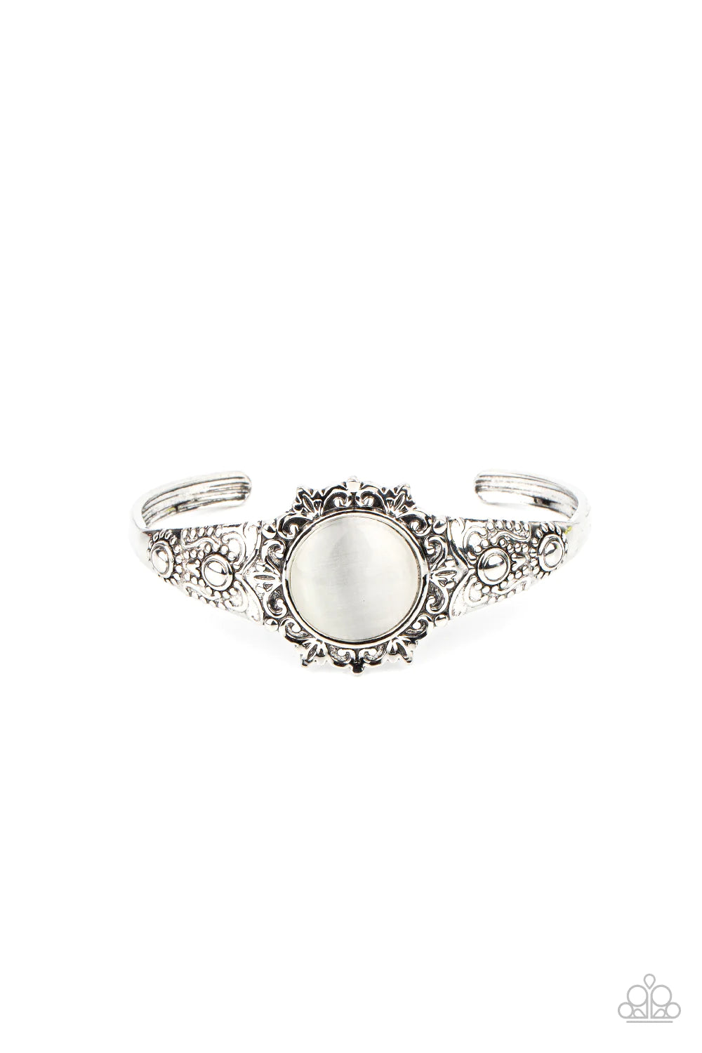 Extravagantly Enchanting - White ♥ Bracelet