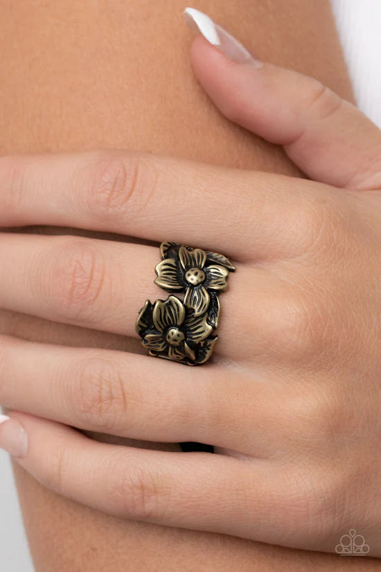 Island Eden - Brass ♥ Ring