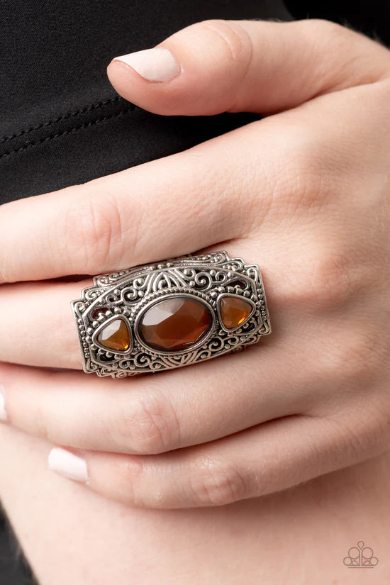 Castle Terrace - Brown ♥ Ring