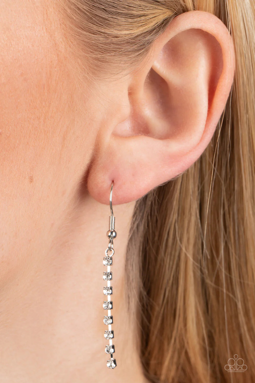 Surreal Sparkle - White ♥ Necklace