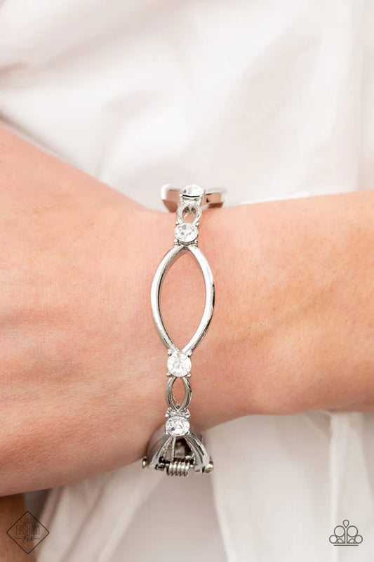 Interwoven Illusion - White ♥ Bracelet