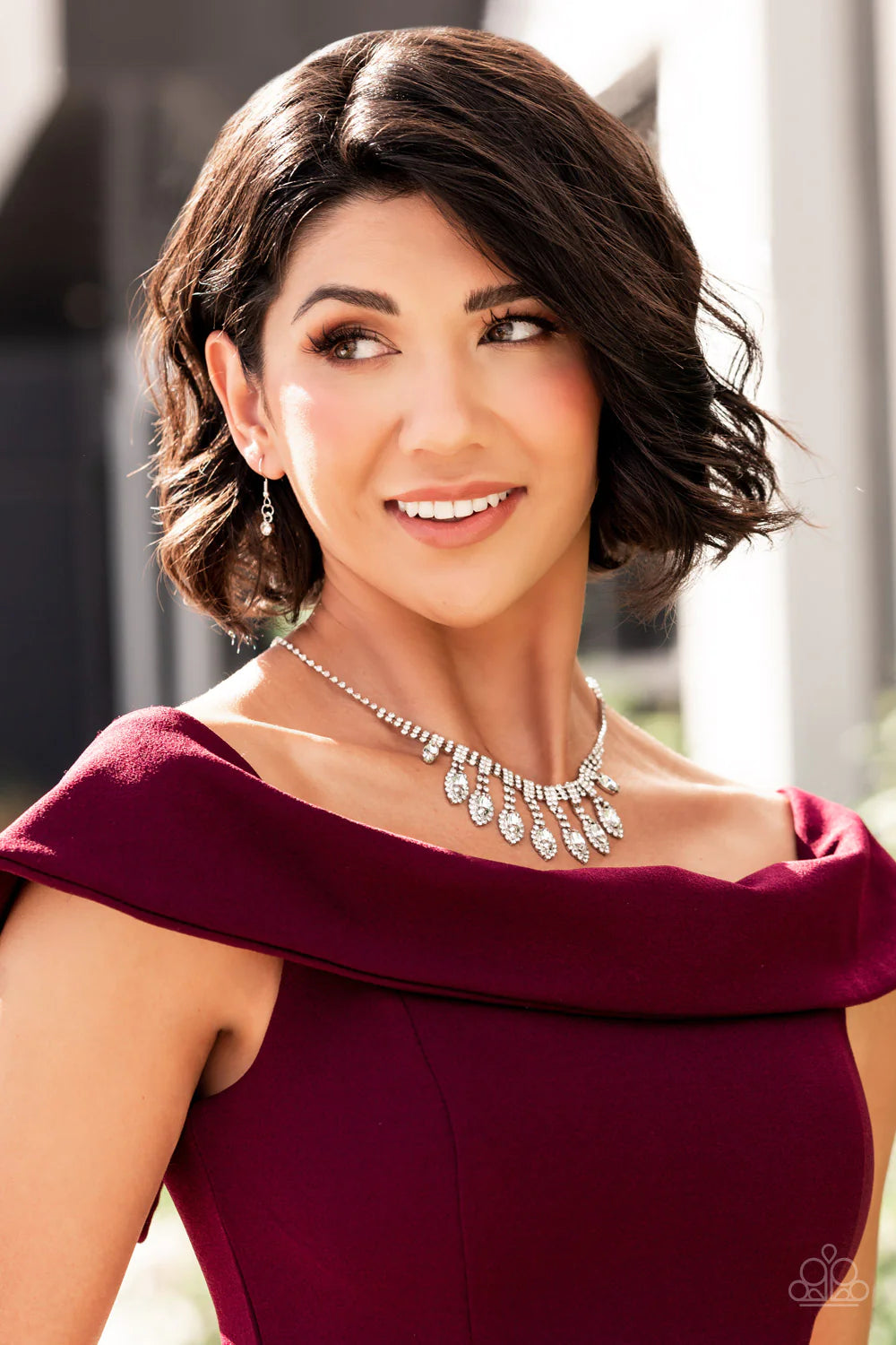 REIGNING Romance - White ♥ Necklace